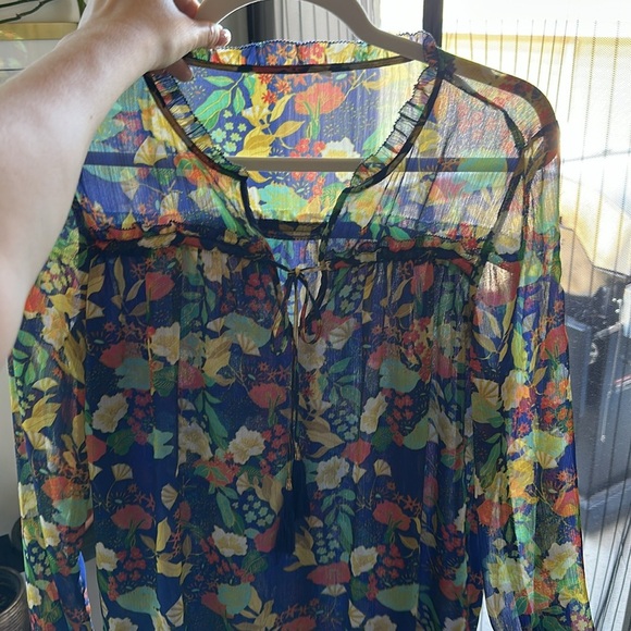 Floral Print Sheer Blouse - Picture 8 of 16